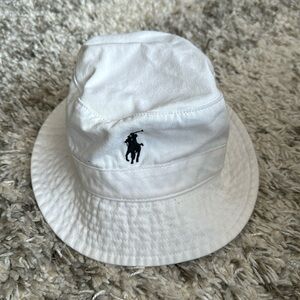 Cotton Chino Bucket Hat
Polo Ralph Lauren